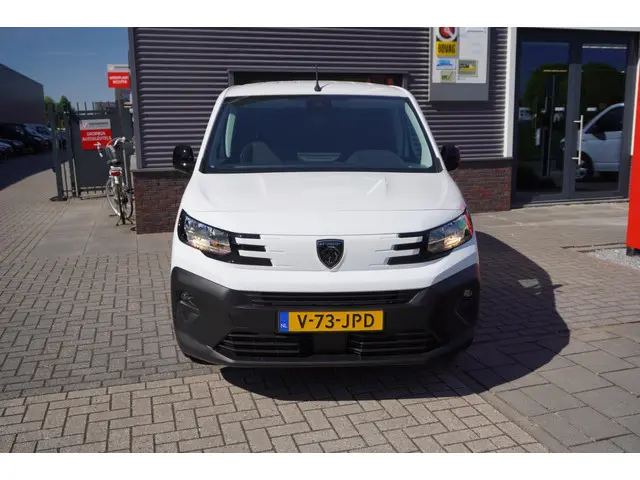 Peugeot Partner 1.5 BlueHDi 100 S&S L1 2024 Diesel 9