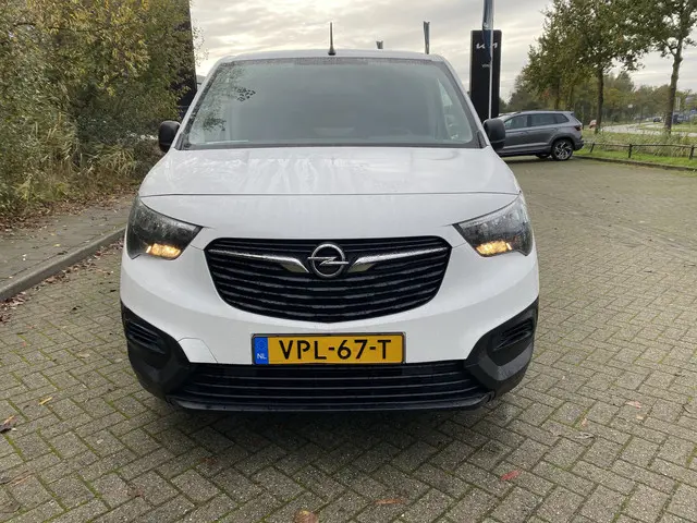 Opel Combo 1.5D L1H1 Edition 2022 Diesel 3