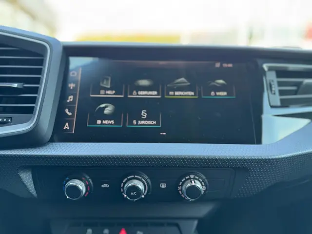 Audi A1 citycarver 30 TFSI epic 2020 Benzine 27