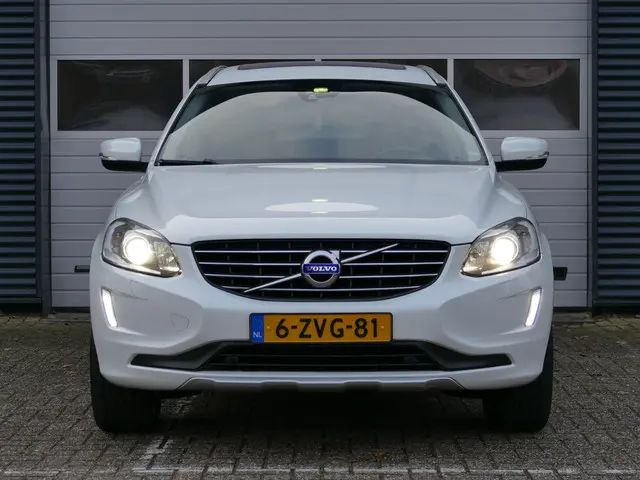 Volvo XC60 2.0 T5 FWD Ocean Race 2015 Benzine 7