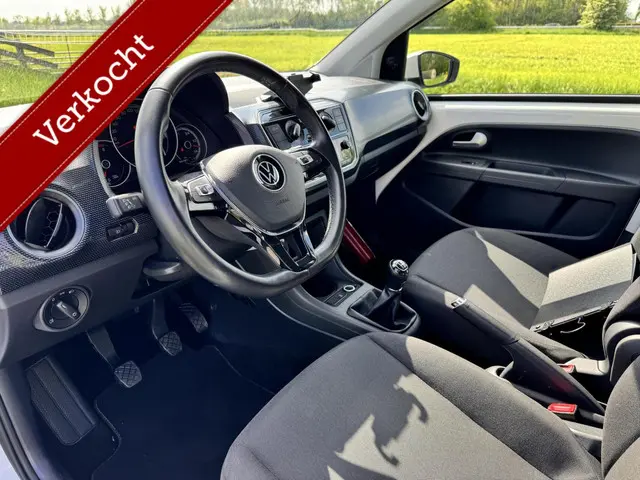 Volkswagen up! 1.0 BMT move up! |Airco|Bluetooth 2020 Benzine 6