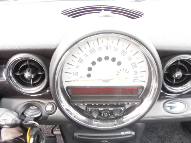 MINI Cooper Mini 1.6 Westm. 2012 Benzine 10