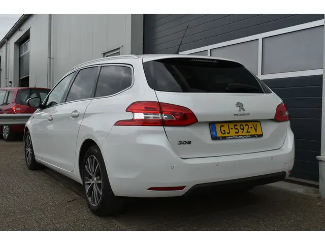Peugeot 308 SW 1.2 PureTech Style 2015 Benzine 3