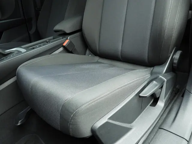 Audi Q3 35 TFSI Business Edition 2020 Benzine 36