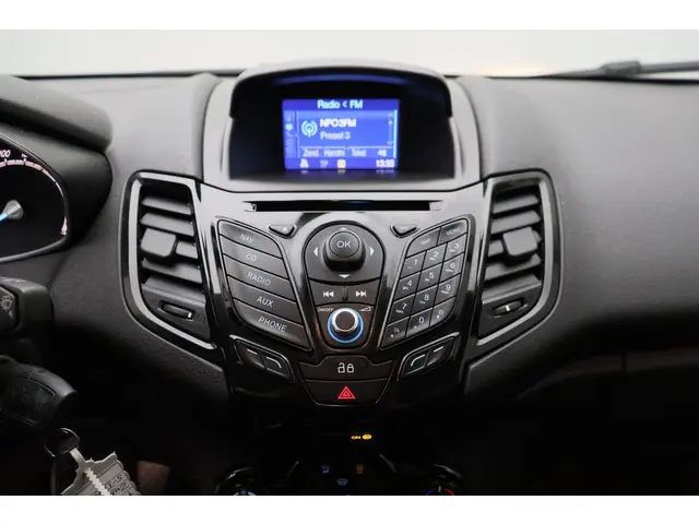 Ford Fiesta 1.0 EcoBoost Titanium 2014 Benzine 20