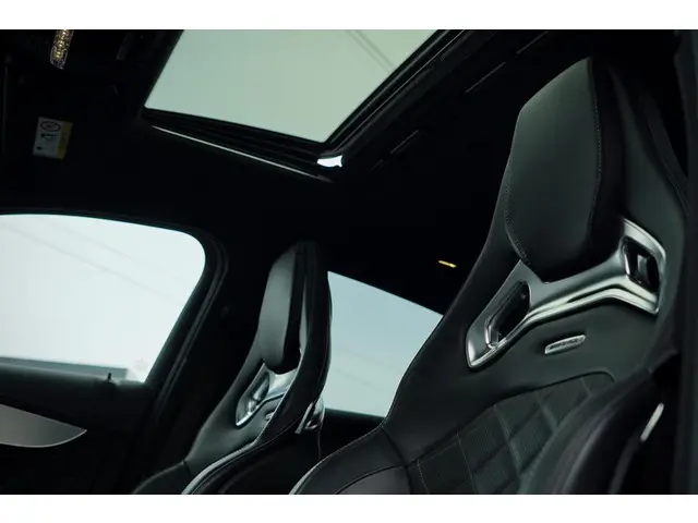 Mercedes-Benz GLC Coupé AMG 63 S 4MATIC+ 2019 Benzine 14