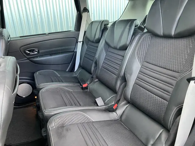 Renault Grand Scénic 1.2 TCe Bose 2015 Benzine 6