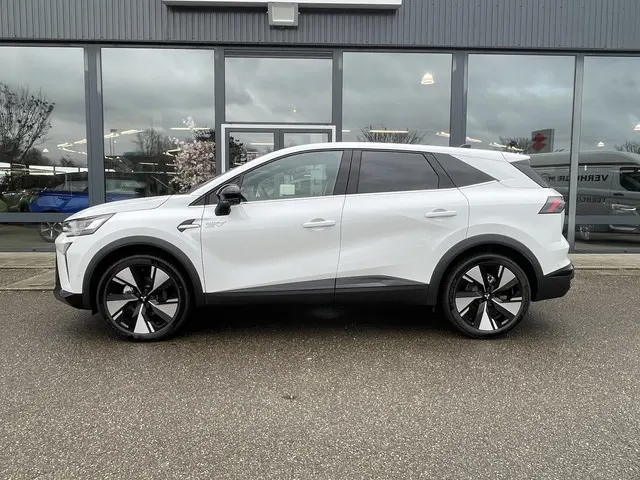 Mitsubishi Grandis 3