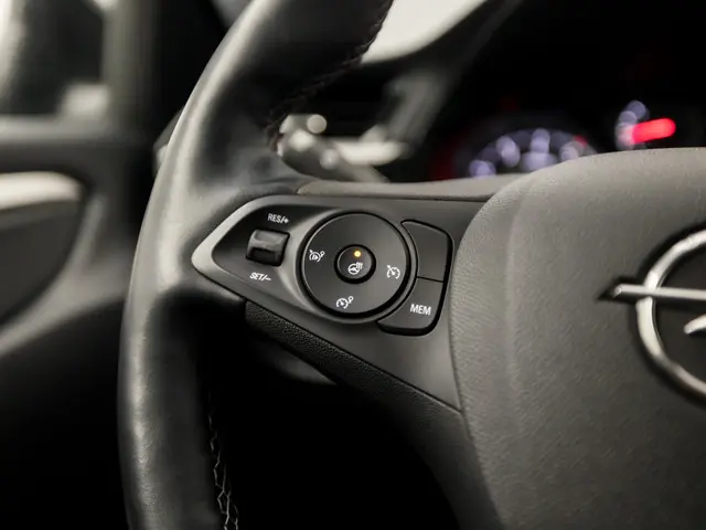 Opel Corsa 1.2 Sport 2023 Benzine 18