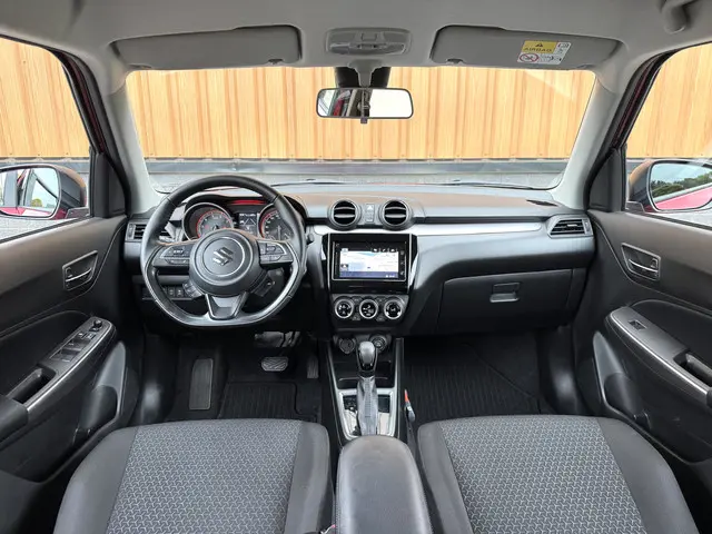 Suzuki Swift 1.2 Style Smart Hybrid 2023 Hybride Benzine 8