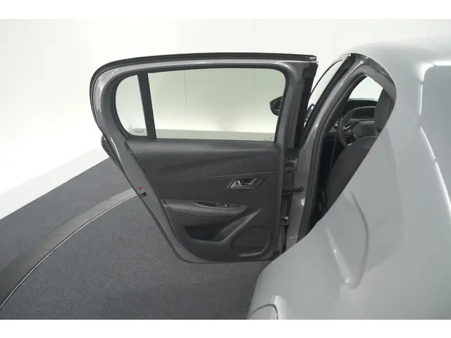 Peugeot 208 PureTech 100 Allure 2025 Benzine 59