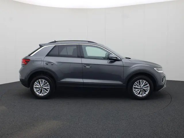 Volkswagen T-Roc 1.0TSI/116PK Life 2025 Benzine 3