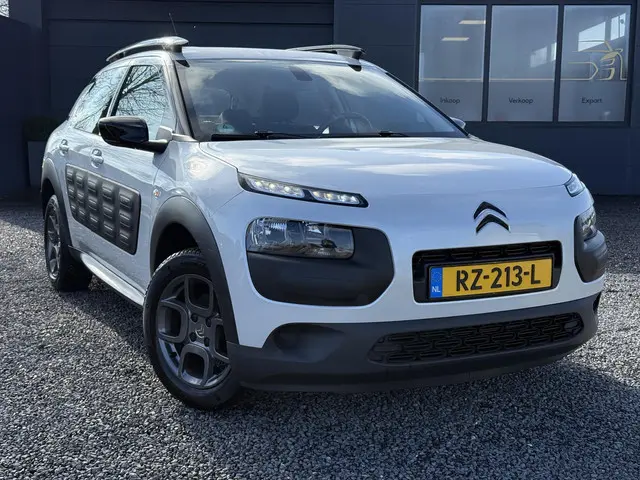 Citroën C4 Cactus 1.2 PureTech Feel 2017 Benzine 2