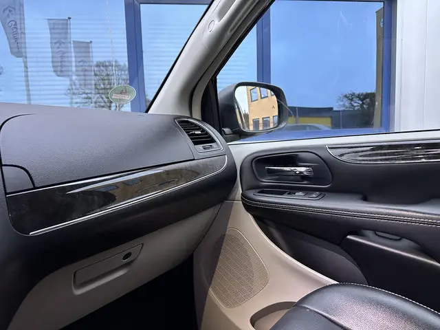 Chrysler Town & Country 3.6 V6 2014 Benzine 28