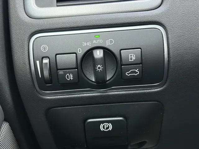 Volvo V70 2.4 D4 AWD Dynamic 2015 Diesel 24