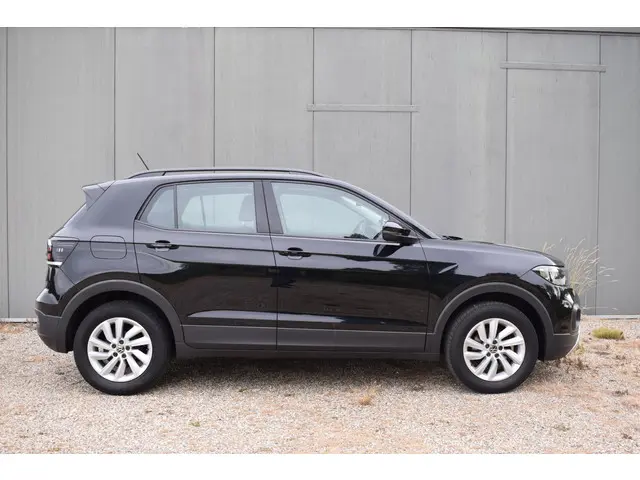 Volkswagen T-Cross 1.0 TSI Life 2021 Benzine 6