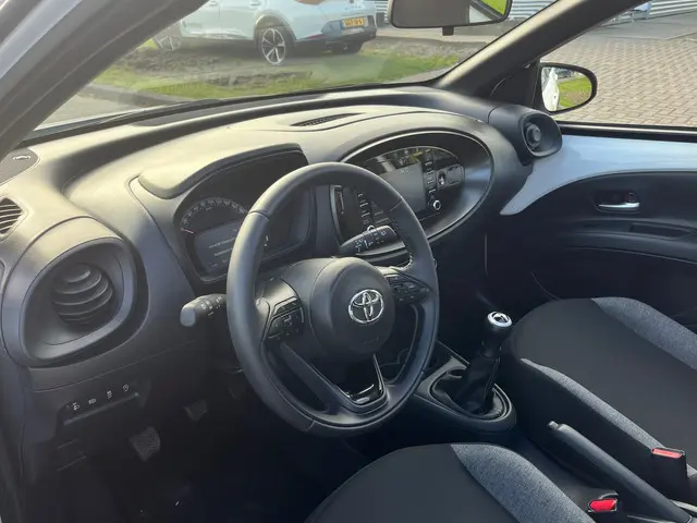Toyota Aygo X 1.0 VVT-i MT 2022 Benzine 7