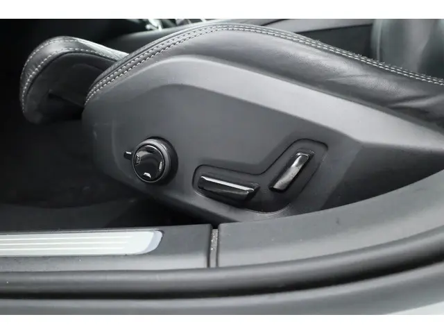 Volvo V90 Cross Country 2.0 T5 Pro 2018 Benzine 9