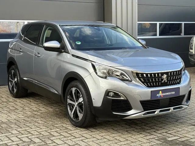Peugeot 3008 1.6 PureTech Allure Automaat 2018 Benzine 4