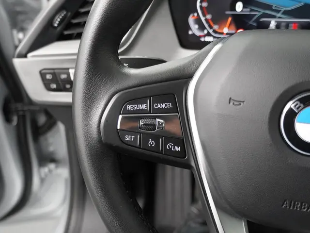 BMW 1 Serie 118i Executive Edition 2021 Benzine 15