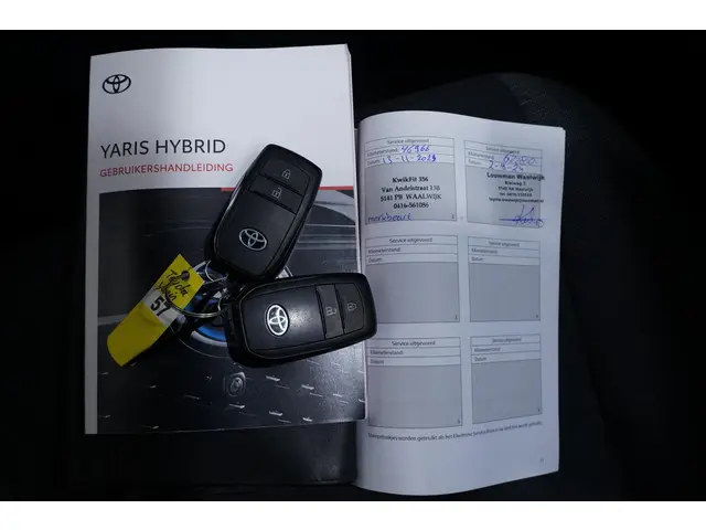 Toyota Yaris 1.5 Hybrid Dynamic 2021 Hybride Benzine 41