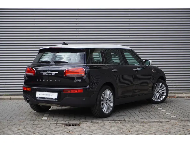 MINI Clubman Cooper 2022 Benzine 2