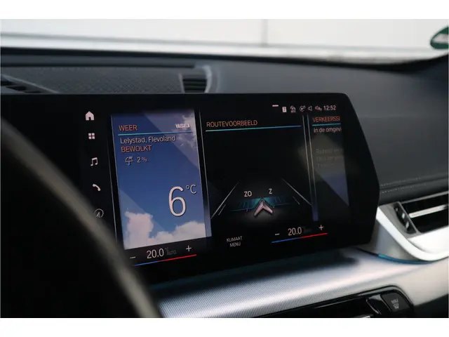 BMW X1 sDrive18i 2023 Benzine 17