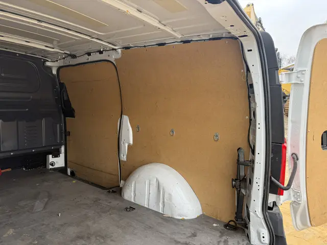 Mercedes-Benz eVito 112 66kWh 2022 Elektrisch 13