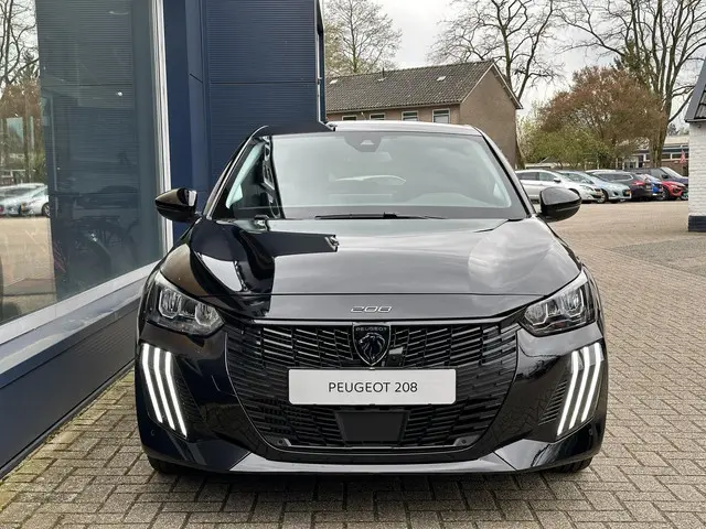 Peugeot 208 1.2 Turbo 100 PK Allure 2025 Benzine 2