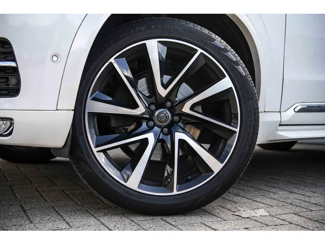 Volvo XC90 2.0 T5 AWD Inscription 2018 Benzine 43