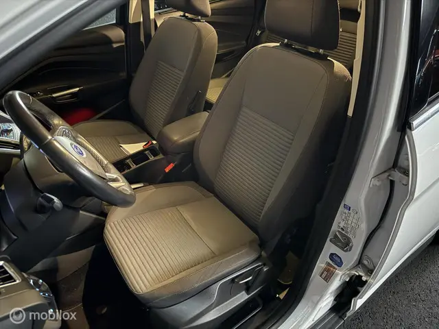 Ford C-MAX 1.5 Titanium 2016 Benzine 12