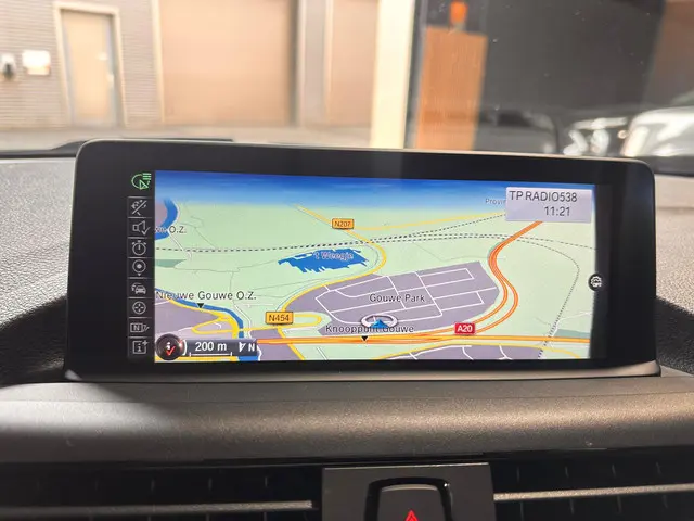 BMW 1 Serie 116i High Executive 2015 Benzine 17