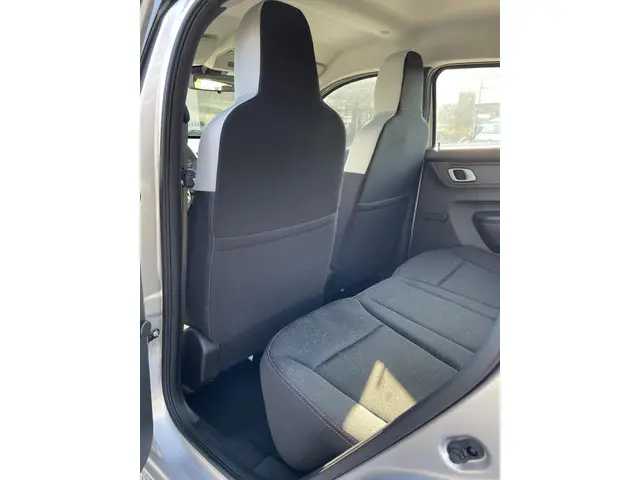 Dacia Spring Expression 65 26.8 kWh 2025 Elektrisch 13