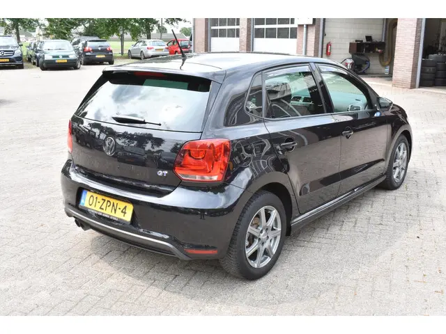 Volkswagen Polo 1.4 TSI BlueGT 2013 Benzine 33