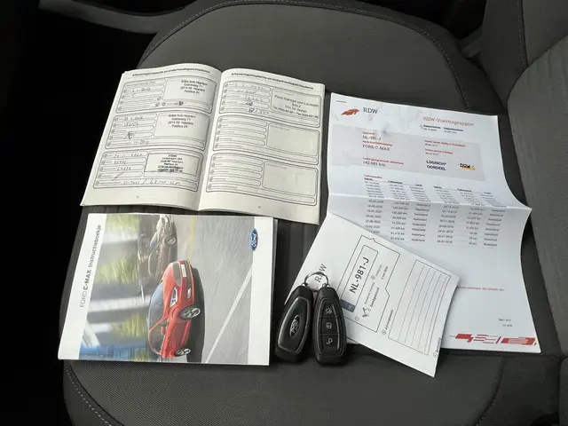 Ford C-MAX 1.0 Titanium 2017 Benzine 28