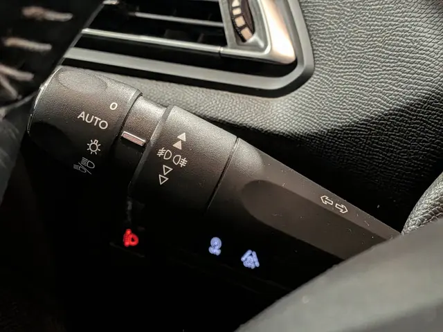 Peugeot 308 1.2 PureTech Allure 2018 Benzine 21