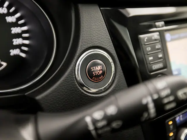 Nissan QASHQAI 1.2 Luxury Sport 2014 Benzine 22