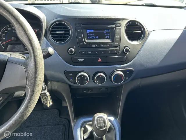 Hyundai i10 1.0i i-Motion 2014 Benzine 12