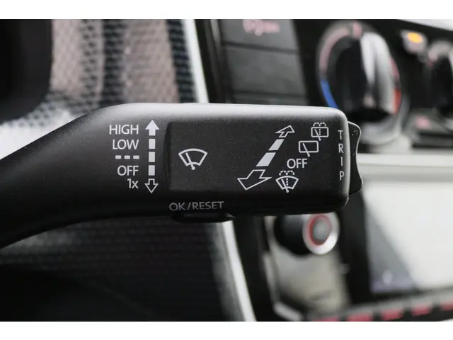 Volkswagen up! 1.0 BMT take up! 2020 Benzine 33