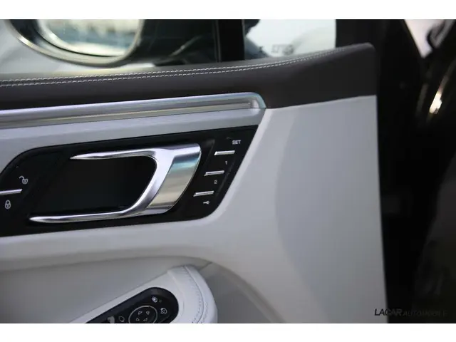 Porsche Macan 3.0 S I 360° I Bose I Pano 2018 Benzine 22