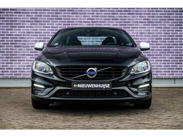 Volvo S60 1.5 T3 R-Design 2018 Benzine 9