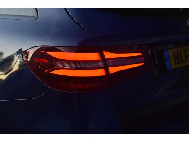 Mercedes-Benz GLC AMG 43 4MATIC 2016 Benzine 37