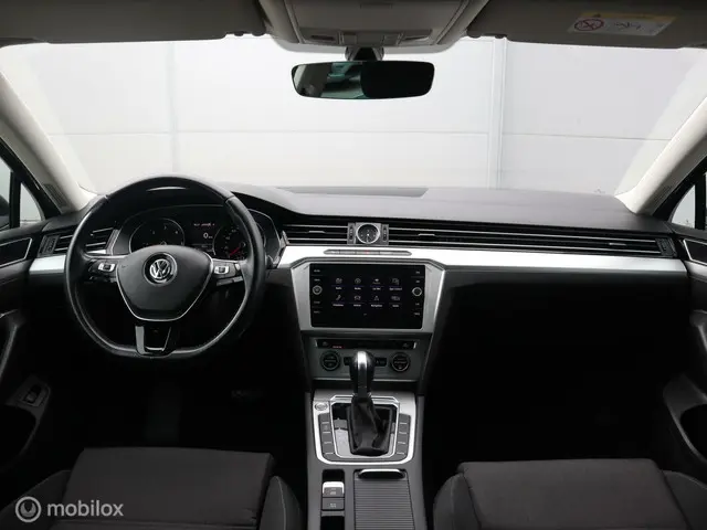 Volkswagen Passat Variant 1.6 TDI Highline 2018 Diesel 18