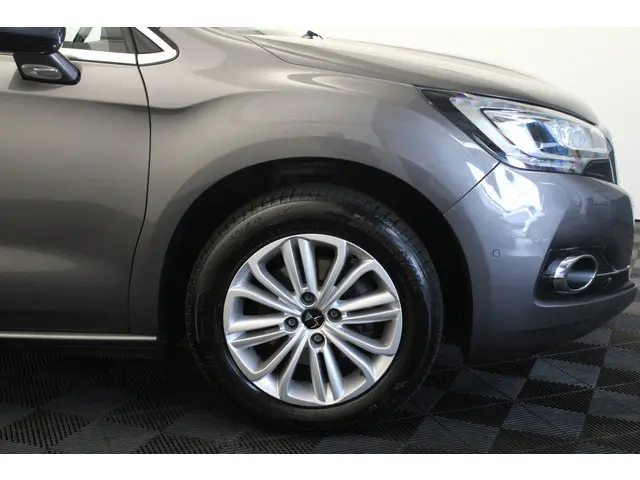 DS DS 4 1.2 PureTech Chic 2017 Benzine 3