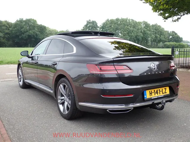 Volkswagen Arteon 2.0TSI R-LINE 2019 Benzine 5