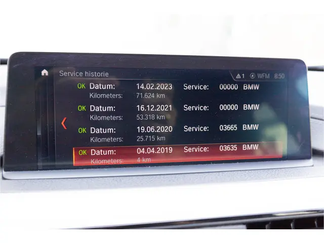 BMW 3 Serie Touring 320i M Sport Edition 2019 Benzine 29