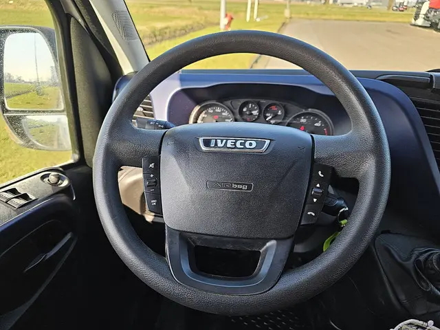 Iveco Daily 35 S 14 2017 Diesel 11