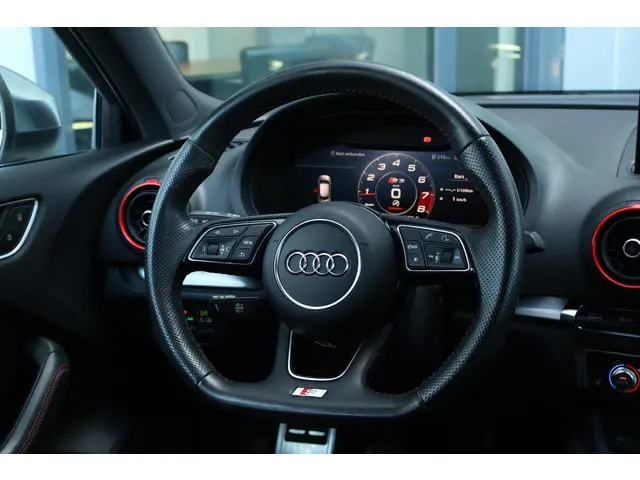 Audi A3 Sportback 2.0 TFSI S3 quattro 2018 Benzine 37