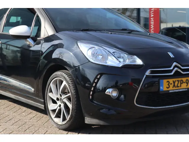 DS DS 3 1.2 PureTech Business 2014 Benzine 31