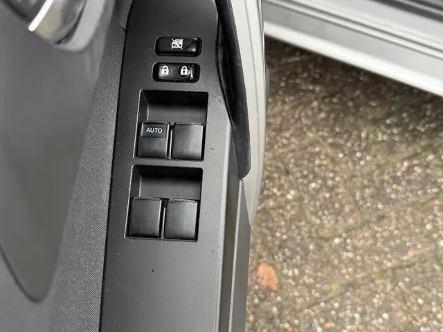 Toyota Auris 1.8 Hybrid Lease 2014 Hybride Benzine 14